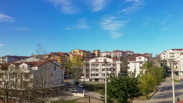 Türkiyə hökuməti mənzil böhranını həll etmək üçün boş evlərin vergisini artırır