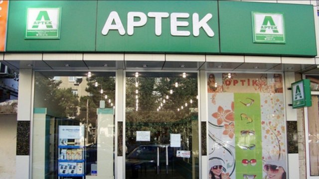 Azərbaycanda vəzifəli şəxs aptekə basqın etdi: 40 min dollar...