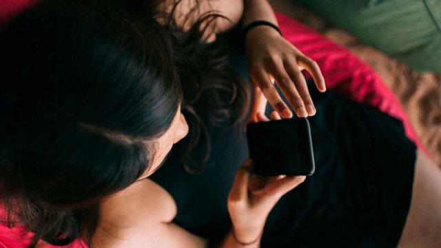 Atasına anasının ona xəyanət etdiyini dedi - Bakıdakı cinayətin TƏFƏRRÜATI