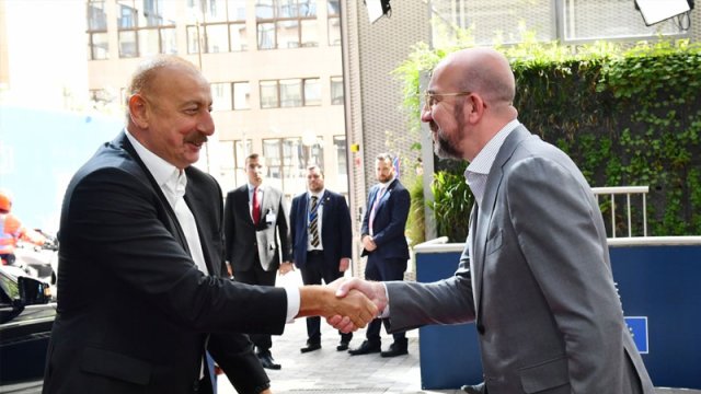 Brüsseldə İlham Əliyev-Şarl Mişel görüşü keçirildi - YENİLƏNİR