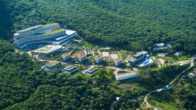 Qalmaqallı otel məhkəməyə verildi