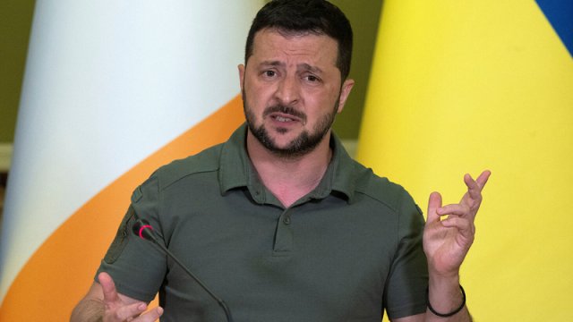 Zelenski Rusiyanı qlobal fəlakət törətməkdə ittiham etdi