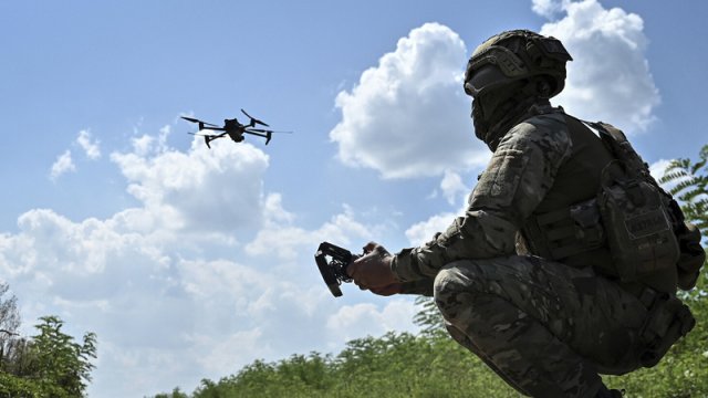 Britaniya 20 min ukraynalı əsgərə təlim keçib