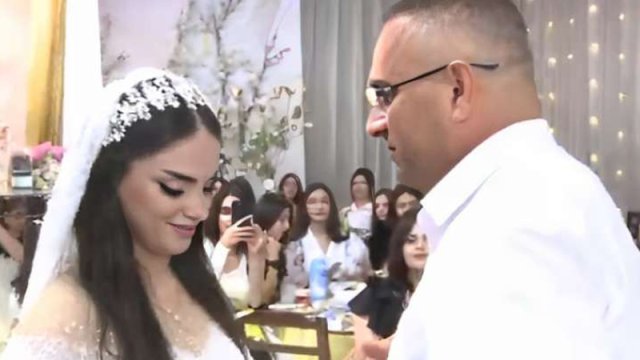 Masallıda toyda gəlinin atasına sürprizi maraqla qarşılandı - VİDEO