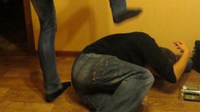 Bakıda həkim MTK rəhbərini binanın qarajında döyüb?