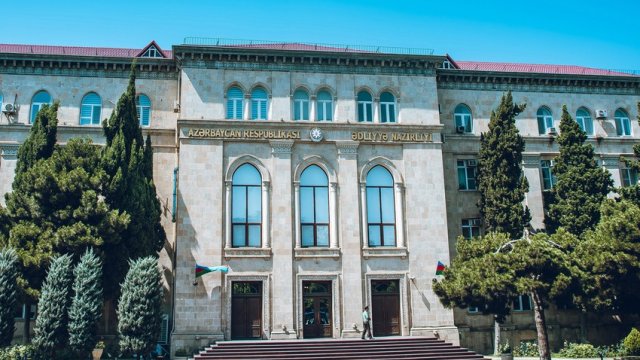 Ədliyyə Nazirliyi 13 partiyanı ləğv edib - SİYAHI