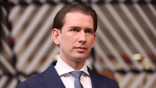 Avstriyanın keçmiş kansleri yalan ifadəyə görə mühakimə olunacaq