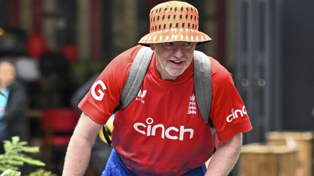 Məşhur aparıcıya xərçəng diaqnozu qoyuldu: \