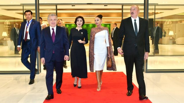 Prezidentlər və xanımları Şuşaya səfər edib - YENİLƏNİB