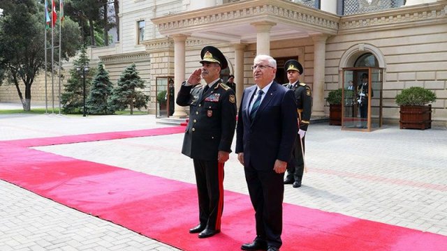 Azərbaycanla Türkiyə arasında hərbi əməkdaşlıq müzakirə edildi - FOTO/VİDEO