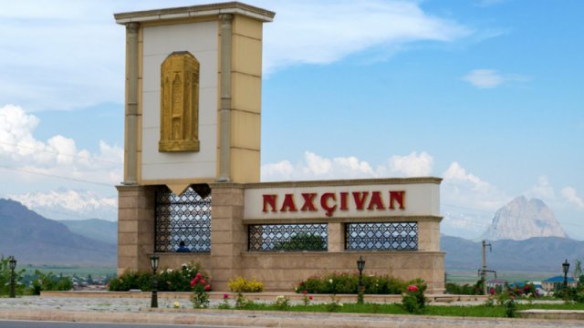 Naxçıvanda rəislər işdən çıxarıldı