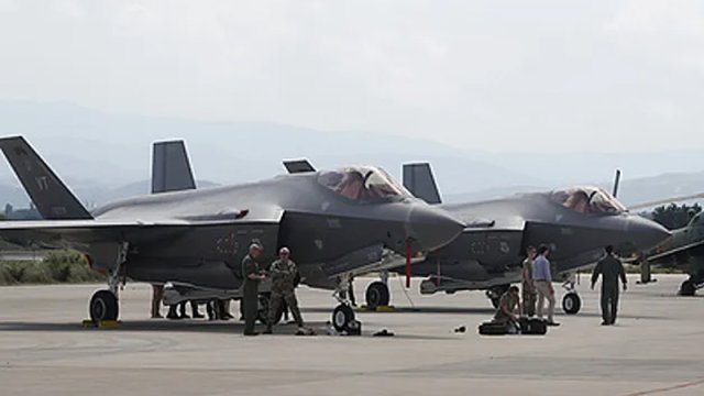 KİV: ABŞ 2024-cü ilə qədər İngiltərəyə iki F-35 eskadronu yerləşdirəcək