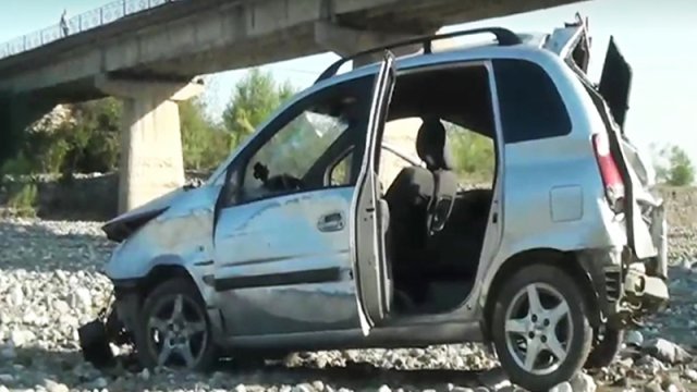 Qız qaçırtdılar, qohumları təqdim etdi, maşın aşdı - Azərbaycanda dəhşətli hadisəxa0