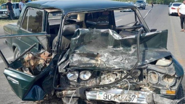 AQTA əməkdaşları ağır qəzaya düşdü - Ölən və yaralananlar var