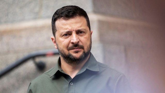 Zelenski hərbi əməliyyatların sürətinin səngidiyini etiraf etdi