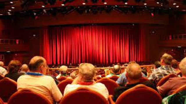 Musiqili Teatrın 114-cü mövsümü Heydər Əliyevin 100 illik yubileyinə həsr edilib