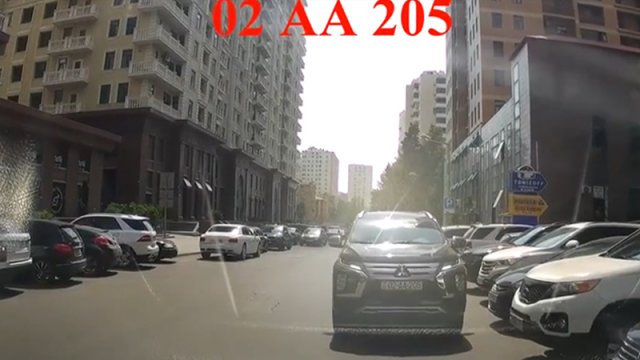 “Rəisi düşürürdüm” deyən AA nömrəli maşının sürücüsü cəzalandırıldı - VİDEO