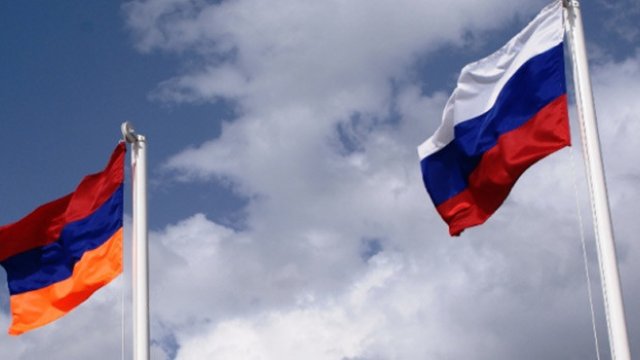 Rusiya-Ermənistan arasında gərginlik: 