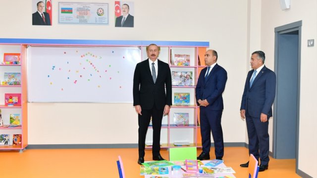 Prezident Xırdalanda yeni məktəbin açılışına qatıldı - FOTO/YENİLƏNİB