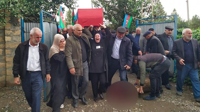 30 ildən sonra nəşi gətirildi, qurban kəsdilər - FOTOLAR