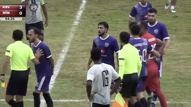 Azərbaycan futbolunda dava düşdü - VİDEO