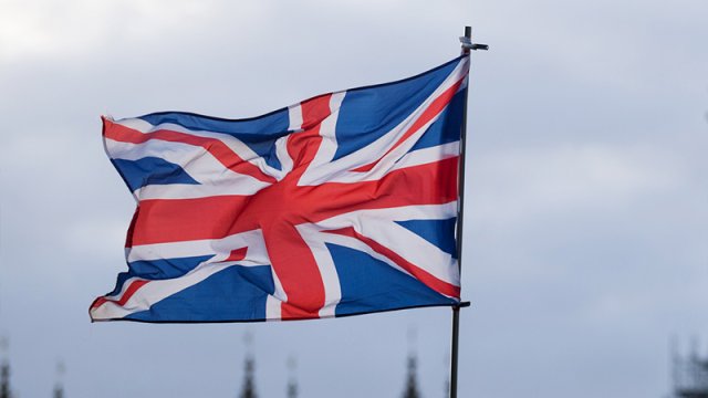 Britaniya Çini dövlət qulluqçularını casusluq üçün işə götürməkdə ittiham edir