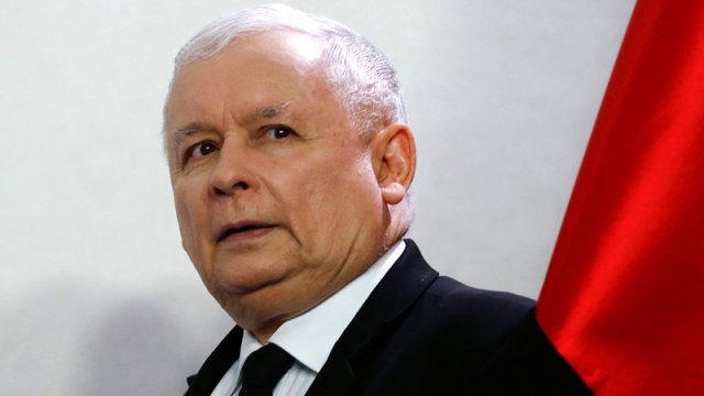 Polşa Aİ-dən qeyri-qanuni miqrantların ölkədən çıxarılmasını tələb edir