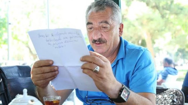 Azərbaycanın tanınmış şairi iki şirkəti məhkəməyə verdi