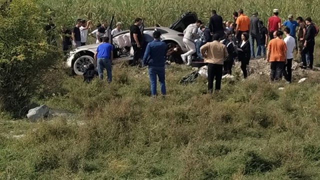 İçərisində 5 qadının olduğu “Porsche” aşdı - VİDEO