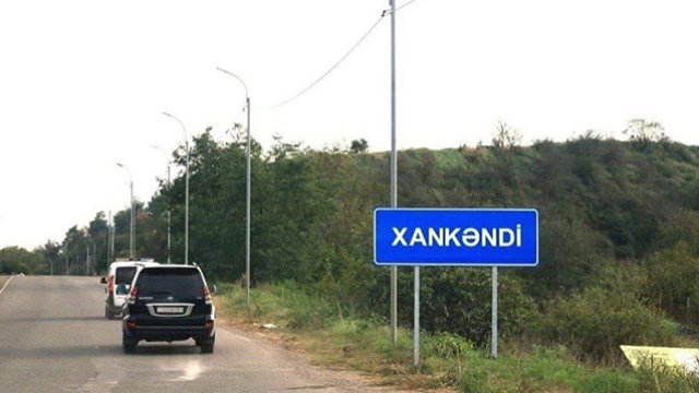 Xankəndidə azərbaycanca yol nişanı