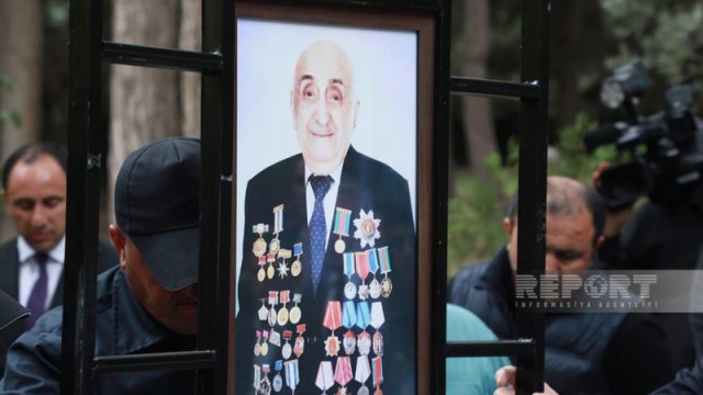 Xoşbəxt Yusifzadə dəfn edilib - FOTO/YENİLƏNİB