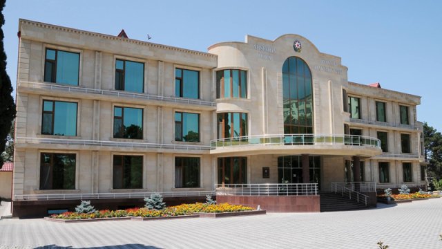 İcra hakimiyyəti məhkəməyə verildi