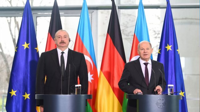 İlham Əliyevlə Olaf Şolts regional məsələlər müzakirə etdi