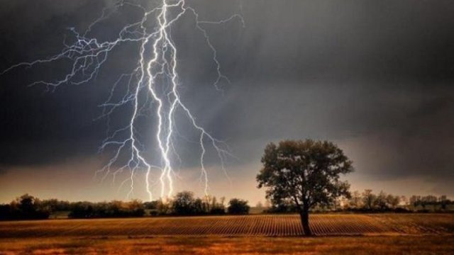 Sabah yağış yağacaq, şimşək çaxacaq