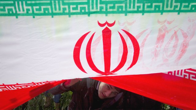 İran İsraili yeni cəbhələr açmaqla hədələdi