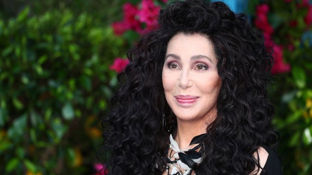 Tramp yenidən prezident seçilsə, məşhur müğənni Amerikanı tərk edəcək