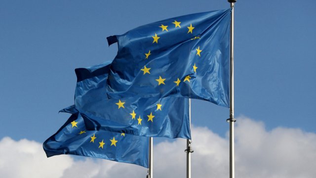 Aİ İsrail və Fələstini döyüşləri dayandırmağa çağırmağa hazır deyil