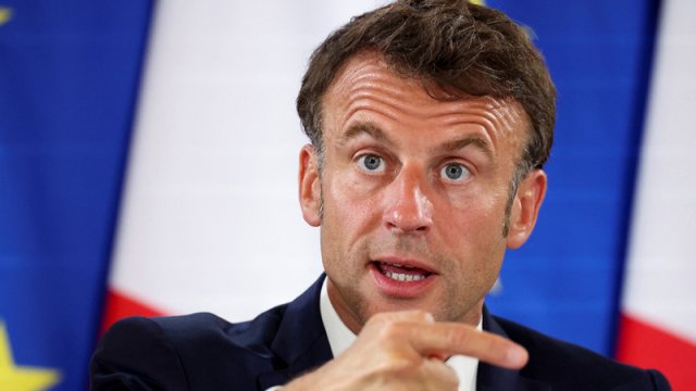 Makron Avropanı Rusiya ilə münasibətlər sistemi yaratmağa çağırdı