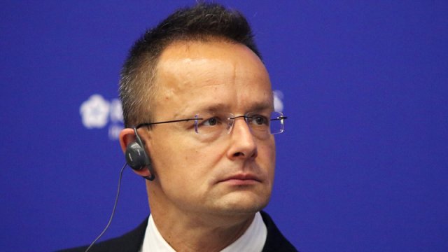 Macarıstanın XİN rəshbəri Moskva ilə dialoqu davam etdirməyən ölkələri tənqid etdi