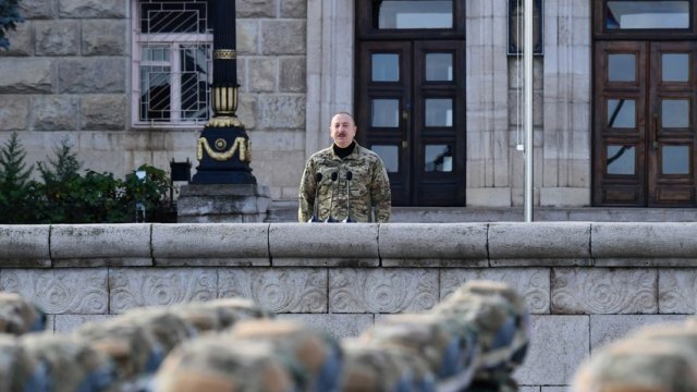 Ali Baş Komandan Zəfər Günü münasibətilə hərbçiləri və Azərbaycan xalqını təbrik etdi