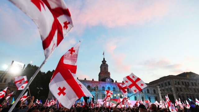Gürcülər Rusiyanı ölkə üçün ən böyük siyasi təhlükə hesab edir