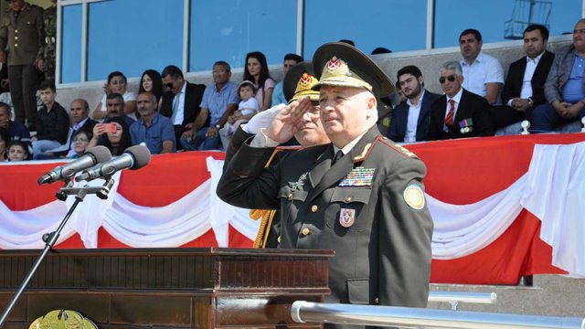 General-leytenant təqaüdə göndərilir - SƏBƏB
