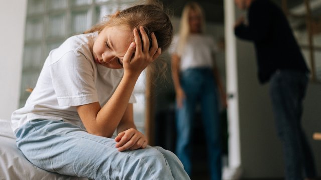 Uşaqlıqda yaşanan ağır stressin təhlükəli nəticələri açıqlandı