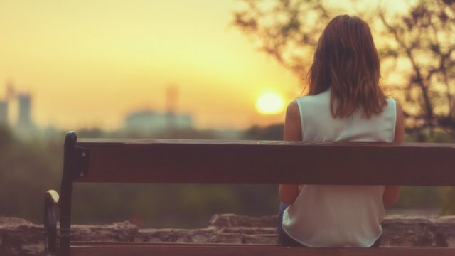 Yeniyetmə qızlar evlərindən niyə qaçır?