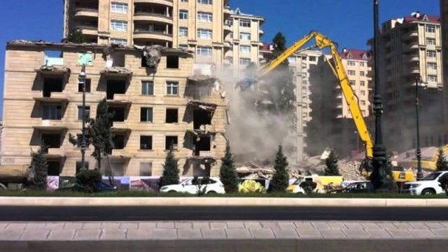 Bu binaların sökülməsi ilə bağlı qərar verildi