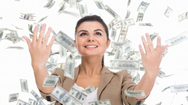 Yalnız bir bürc şanslı olacaq: Uğur və sərvət, ayın sonuna qədər 
