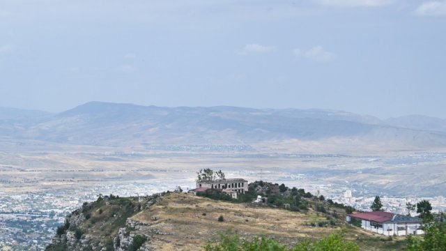 Qarabağ və Şərqi Zəngəzurda işləyən əcnəbilərin sayı açıqlandı