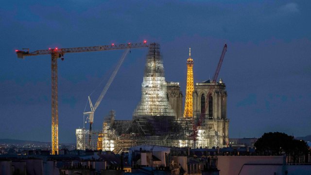 Makron Roma Papasını Notr-Dam kilsəsinin açılışına dəvət edib