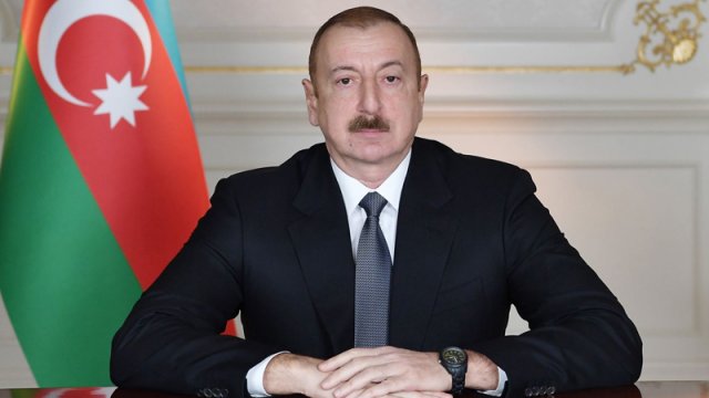 İlham Əliyev Keniya Prezidentini təbrik etdi