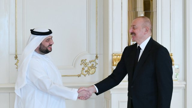 İlham Əliyev BƏƏ-nin investisiya nazirini qəbul etdi - FOTO